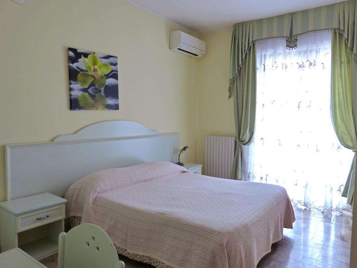 Le Mimose Bed & Breakfast Pescara Eksteriør bilde